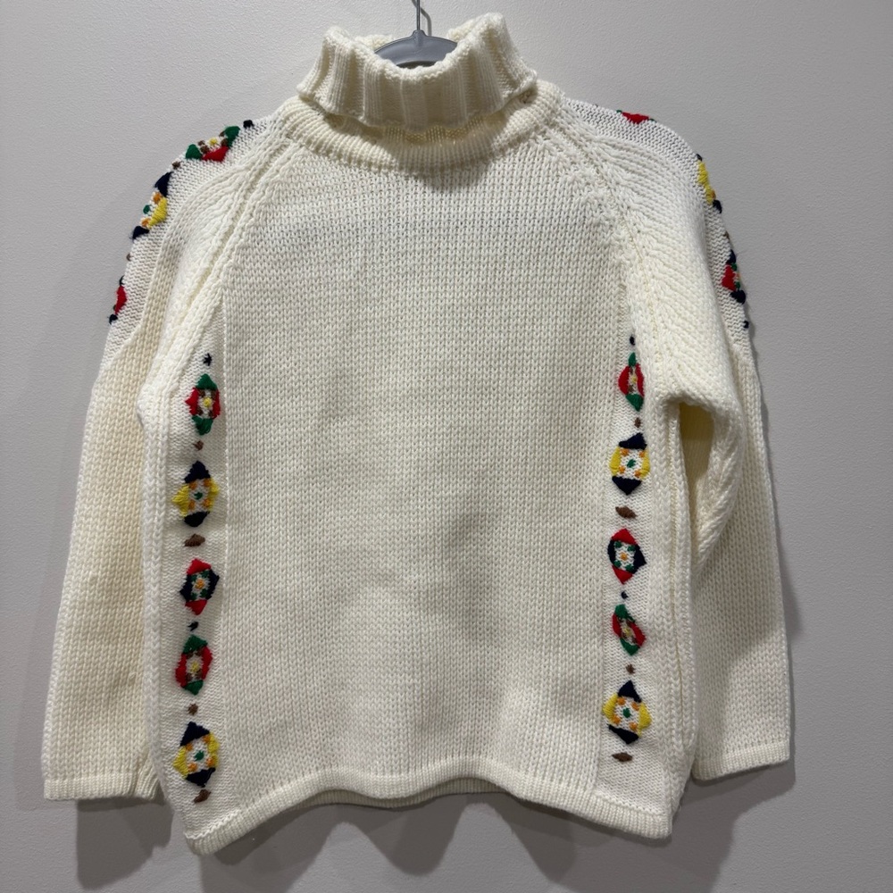 Vtg 70's Crewel Embroidered Knit Sweater Dayne Taylor White Turtleneck,‎ Small